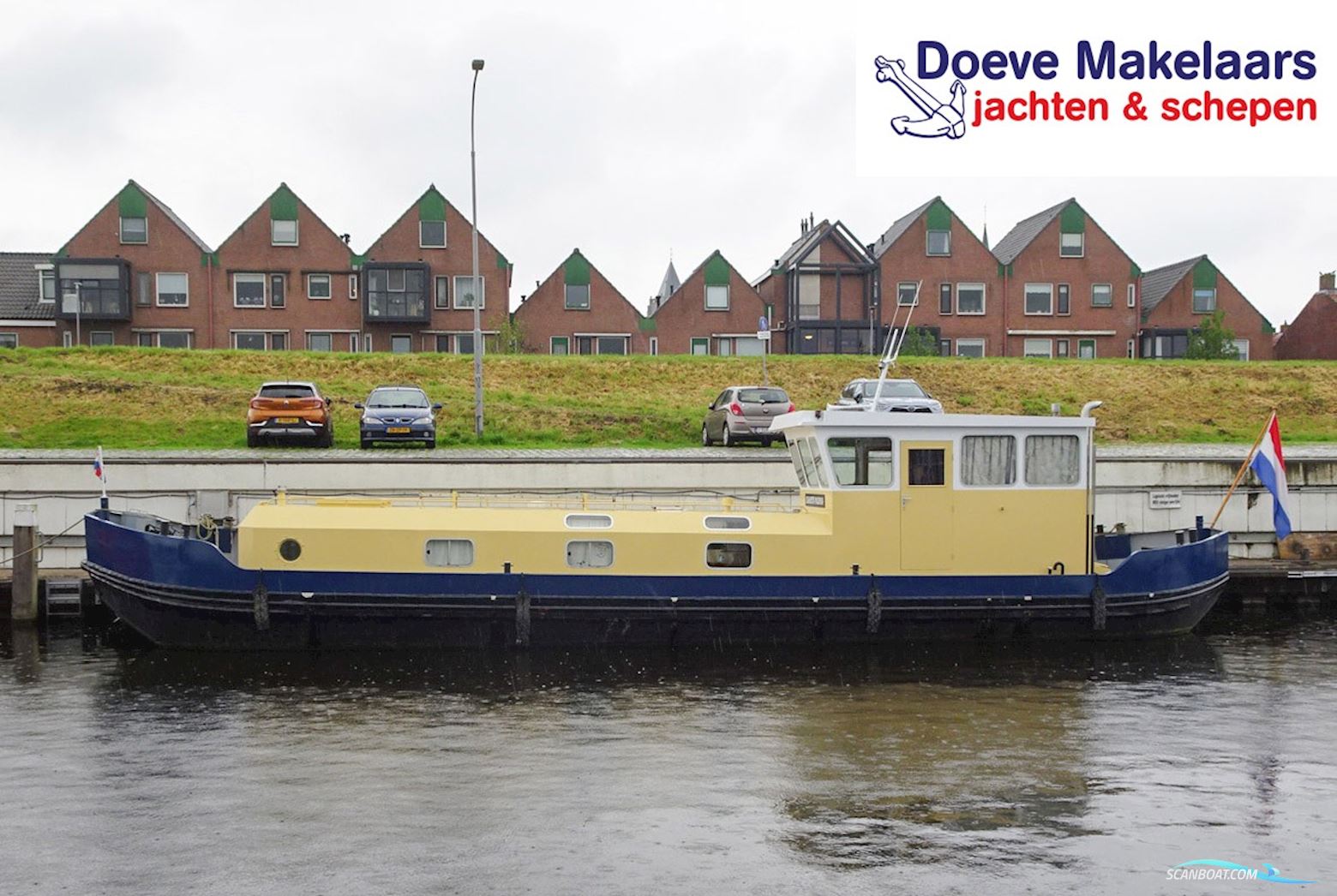 Varend Woonschip 17.16 Huizen aan water 1929, met Daf<br />DS 575 M motor, The Netherlands