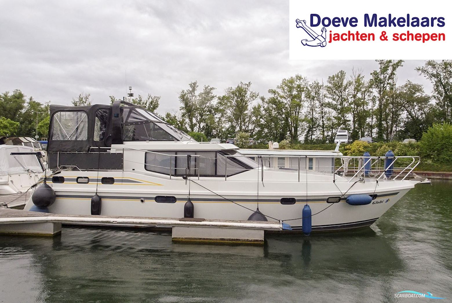 Vri-Jon Contessa 40 Huizen aan water 1995, met Daf<br />615 motor, The Netherlands