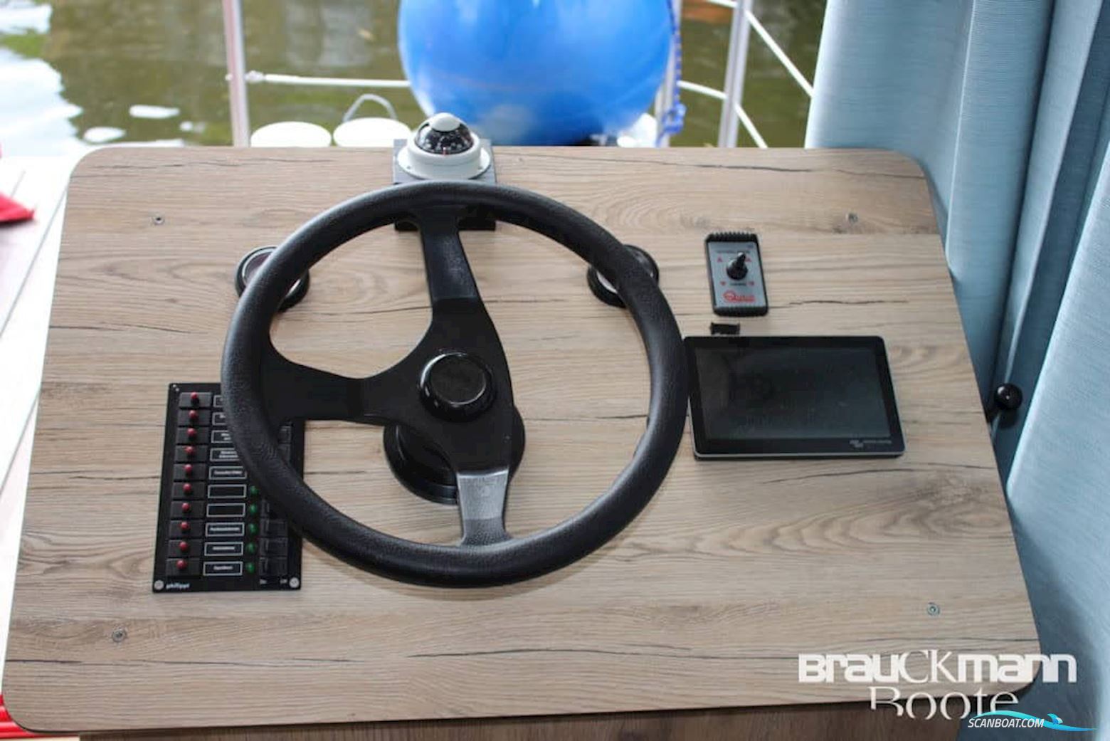 Werftbau Solar Hausboot 2022