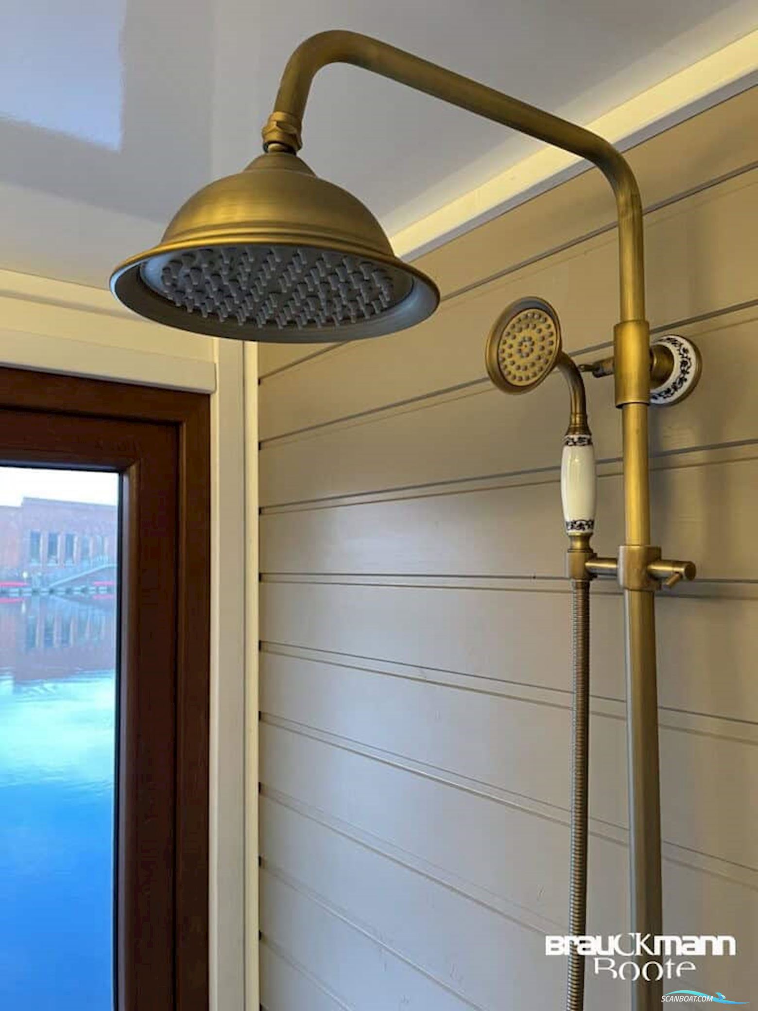 Werftbau Solar Hausboot 2022