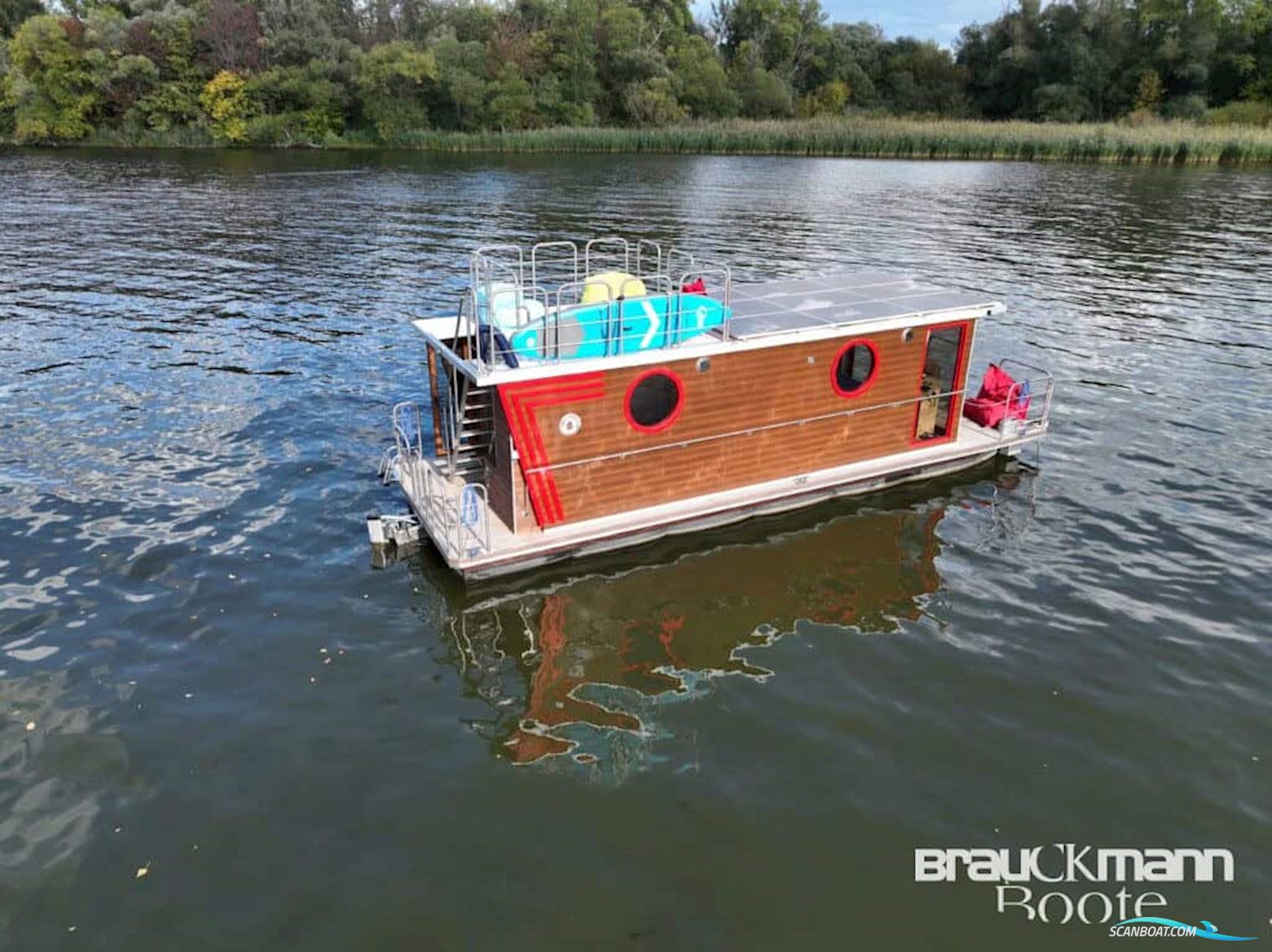 Werftbau Solar Hausboot 2022