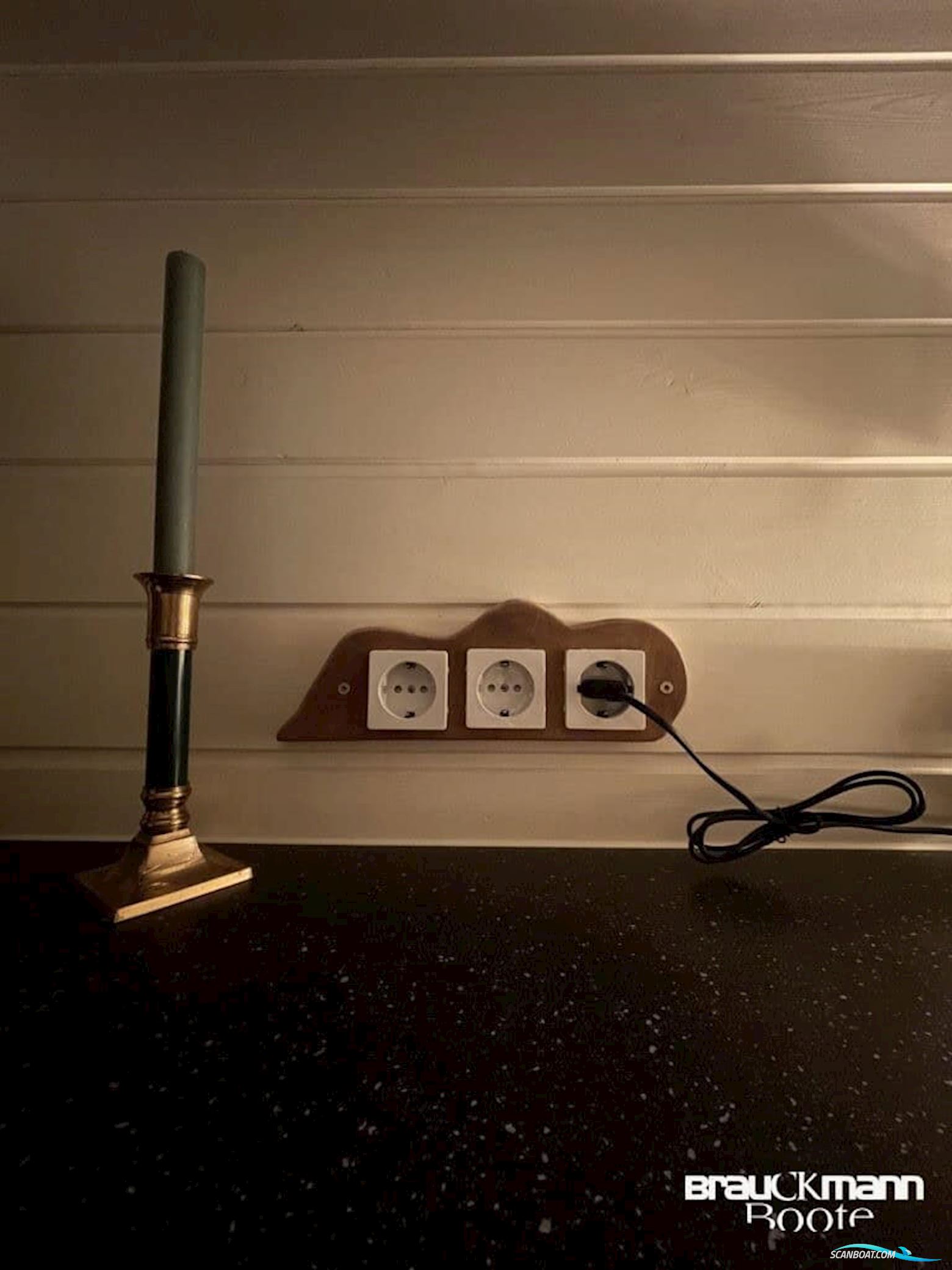 Werftbau Solar Hausboot 2022