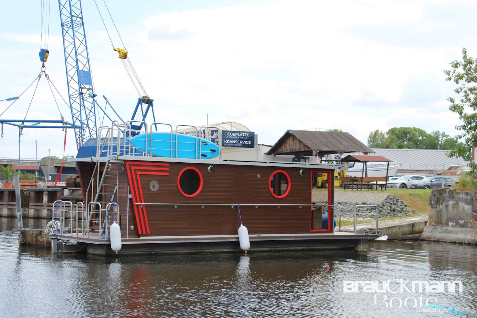 Werftbau Solar Hausboot 2022