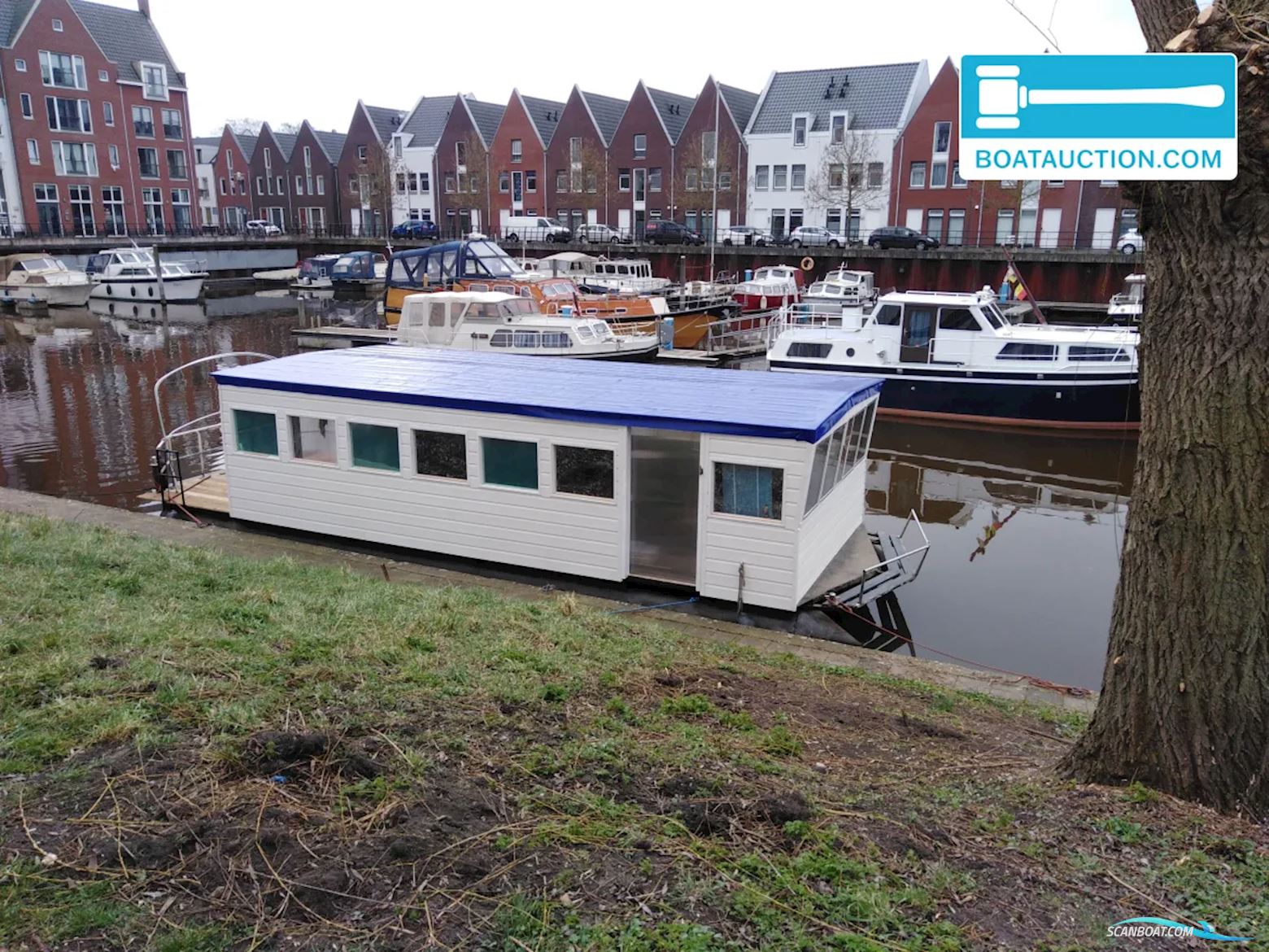 Woonboot 1100
