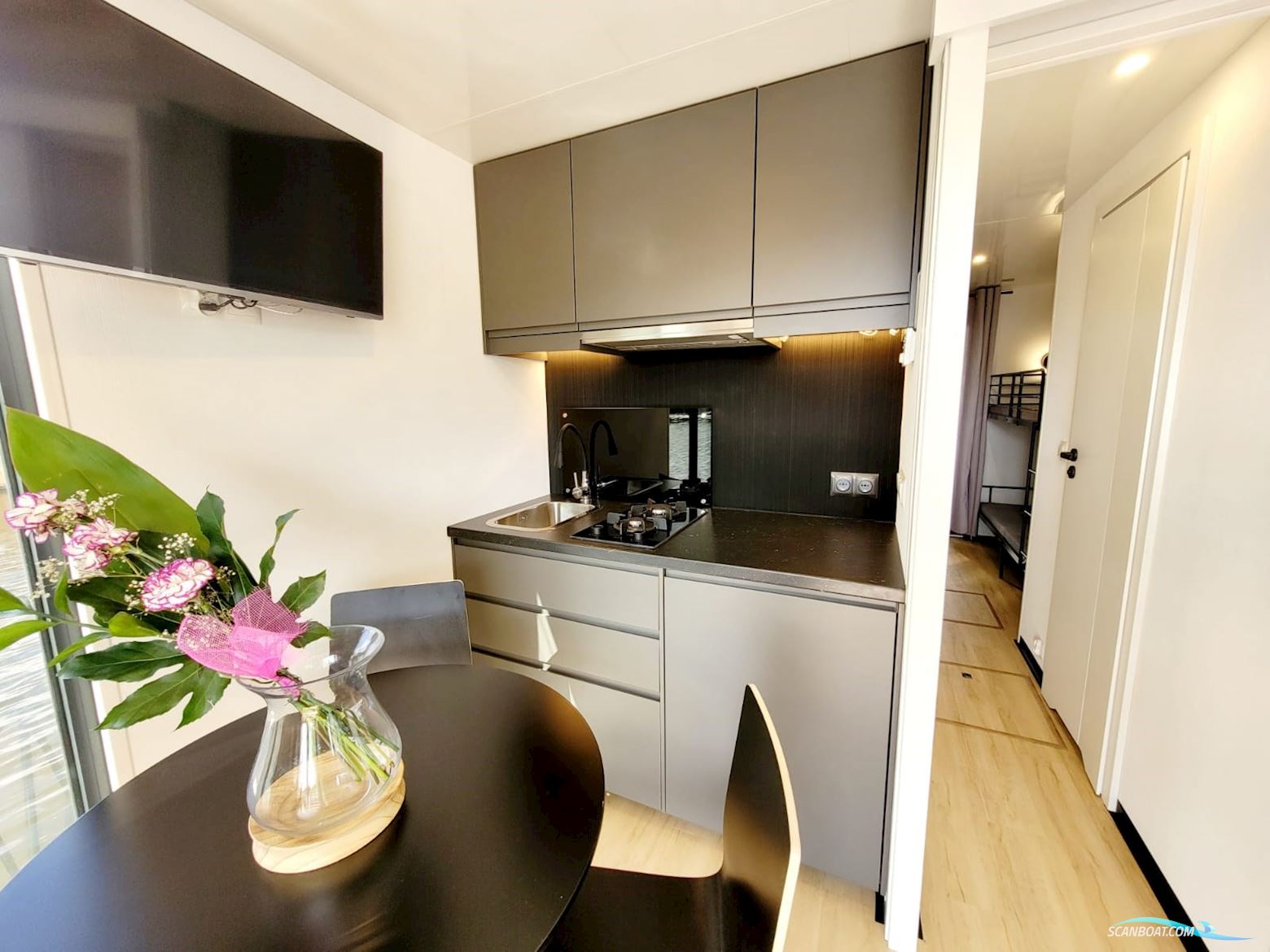 Aqua-House Hausboot Harmonia 310