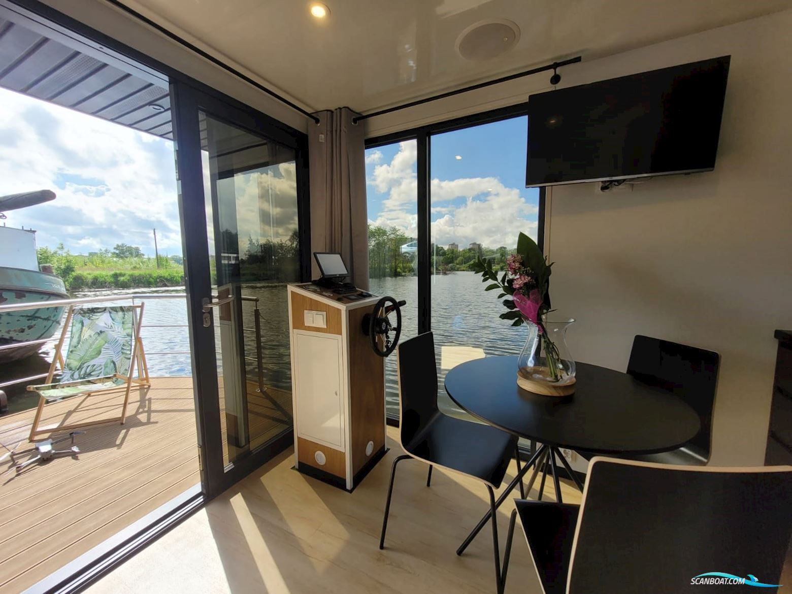 Aqua-House Hausboot Harmonia 310