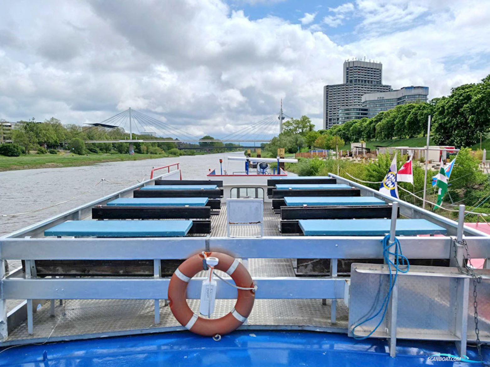 Dagpassagiersschip 221 Pers, Rijn Gecertificeerd