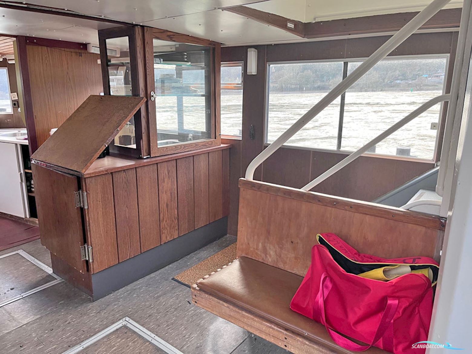 Dagpassagiersschip 50 pers met UBC