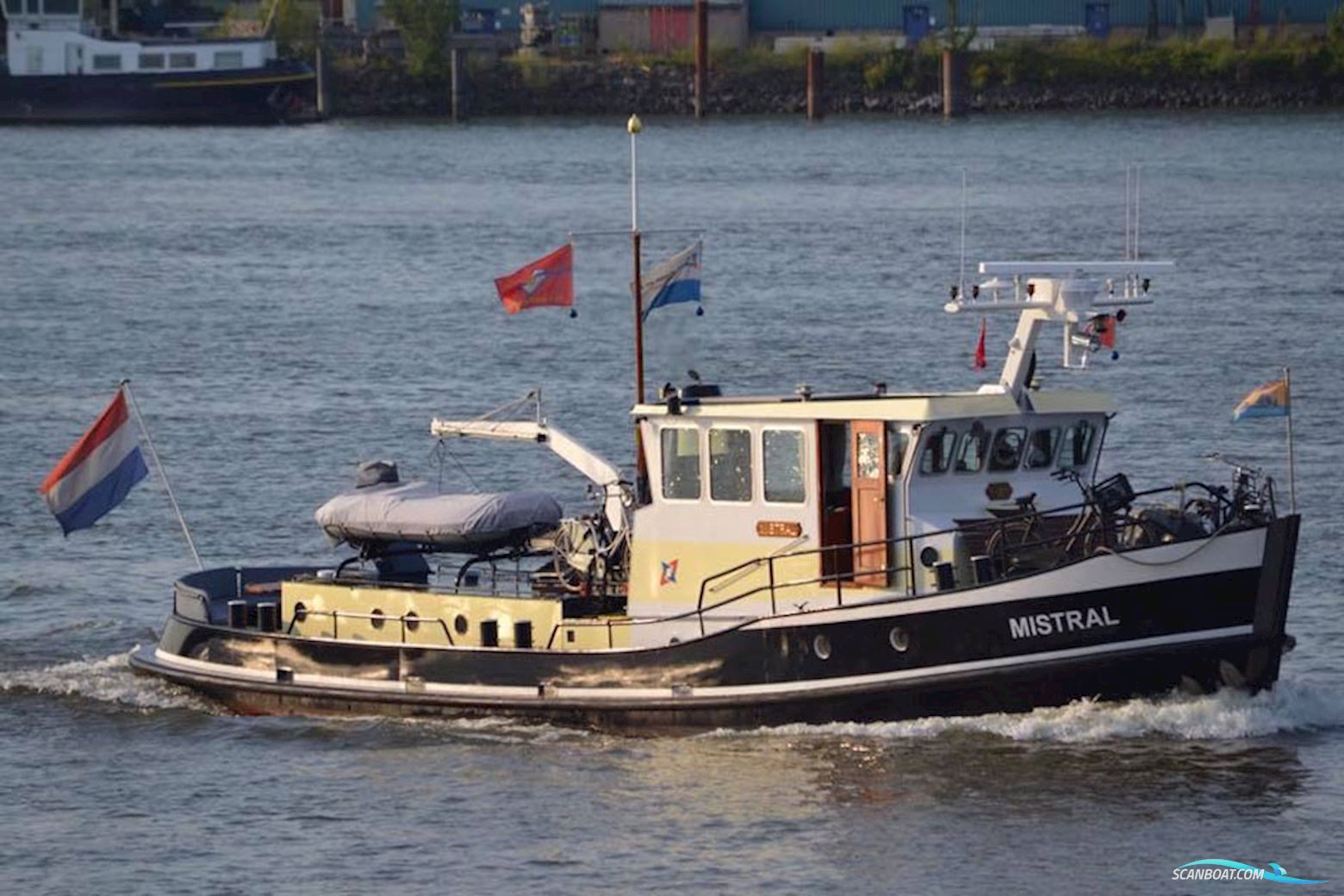 Directievaartuig 17.83 met UBC certificaat