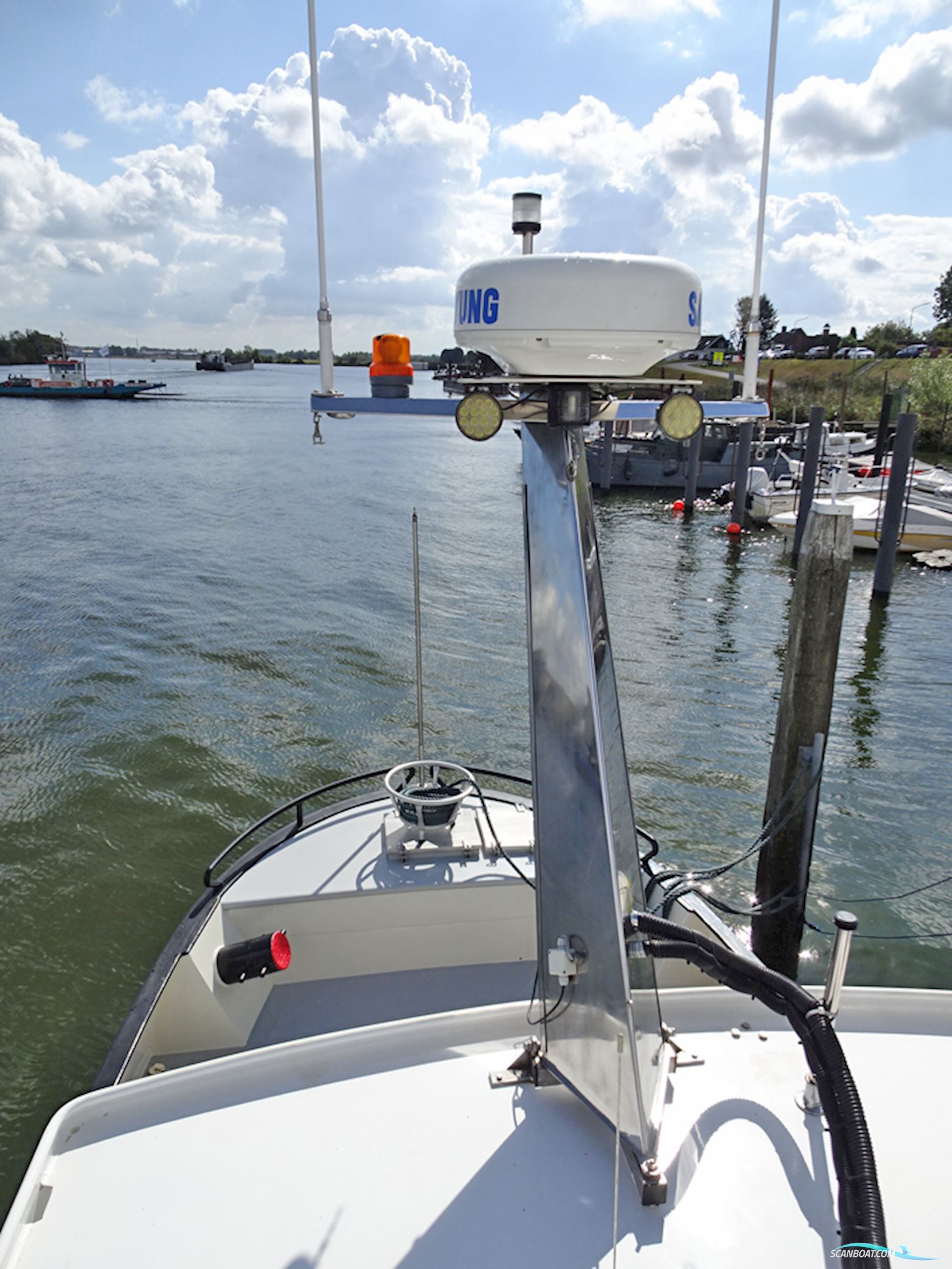 ex Patrouille vaartuig / Varend Woonschip 18.26 met UBC