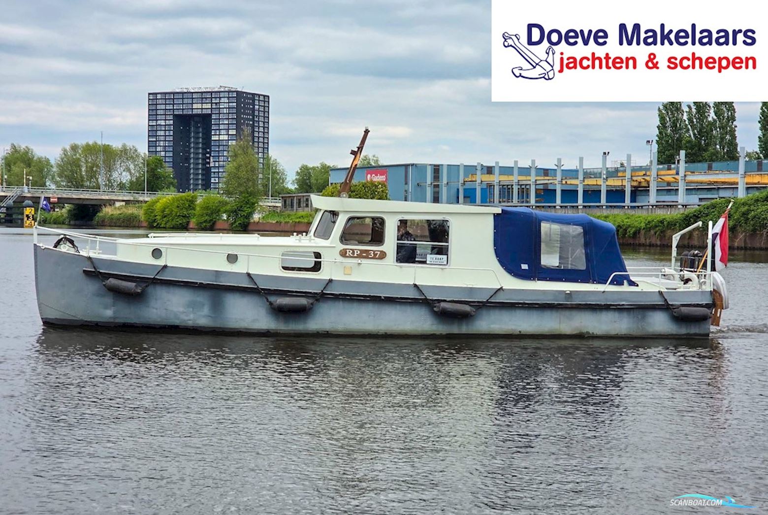 Ex Politieboot RP37 Hus- / Bobåd / Flodbåd 1942, med Vetus Deutz<br />DT43 motor, Holland