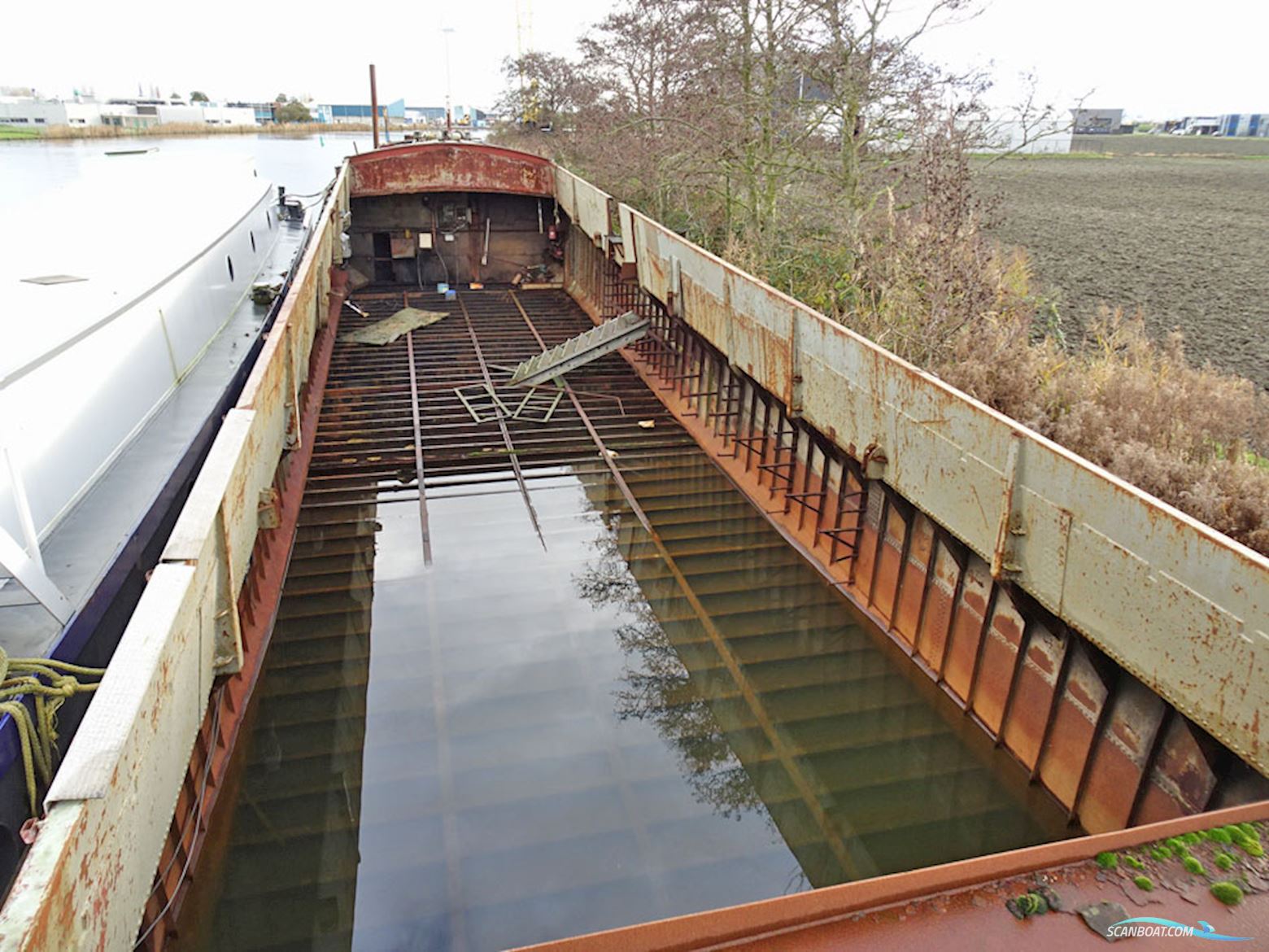 Friese Maatkast 40.00 casco