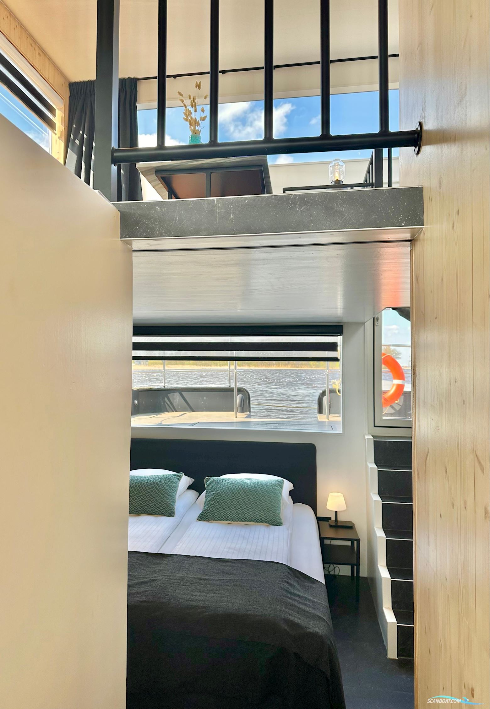 Homeship Vaarloft Volledig Elektrische Houseboat
