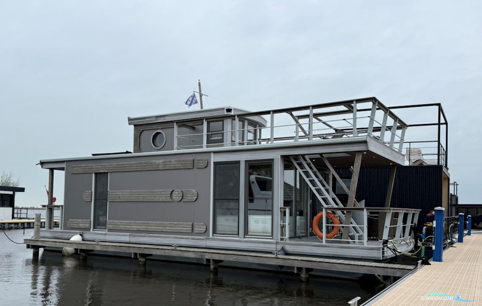 Houseboat Under Dock 18