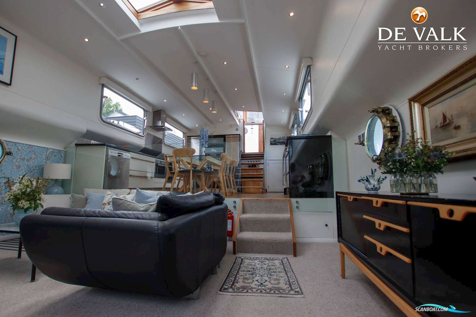 Houseboat Waterloft Luxemotor Spitz 38M