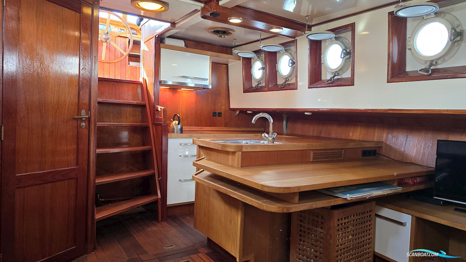 Husbåd / Sommerhus / Lystbåd