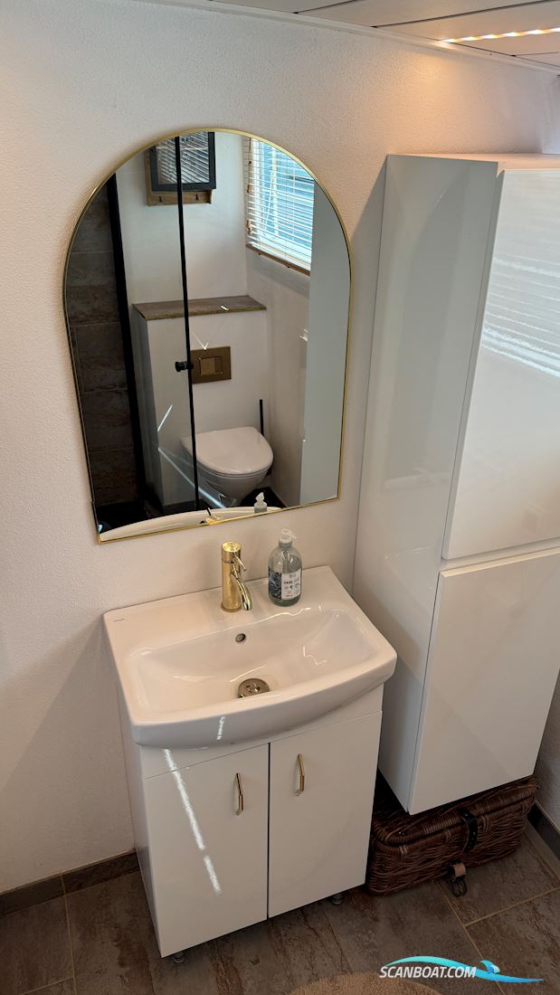 Husbåd i Tuborg Havn