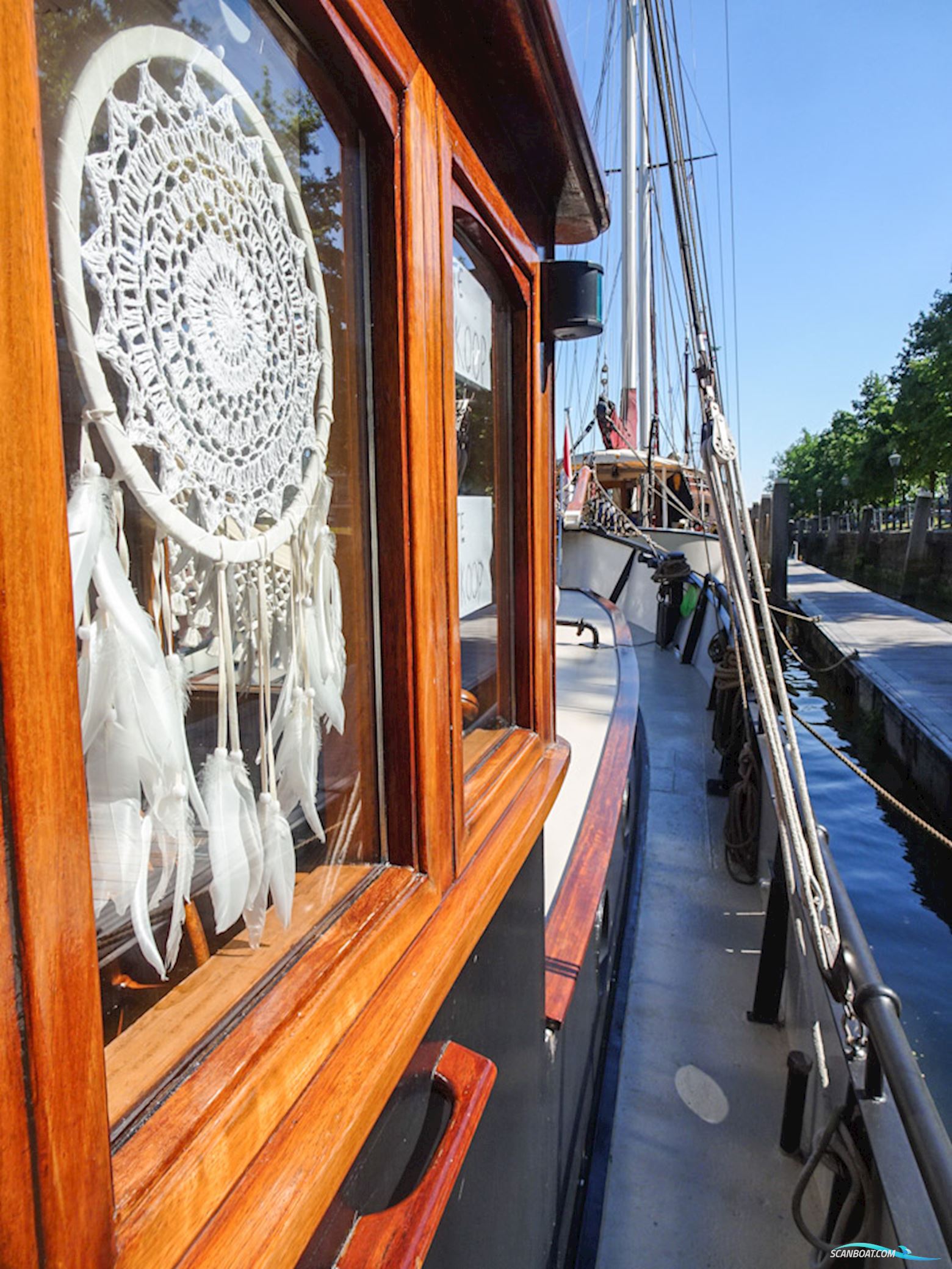 Kotter varend woonschip 14.95