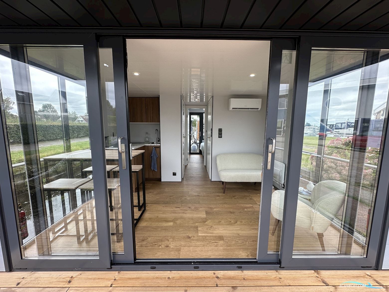 La Mare Houseboat Stb 4.0 (Canalboat 4)