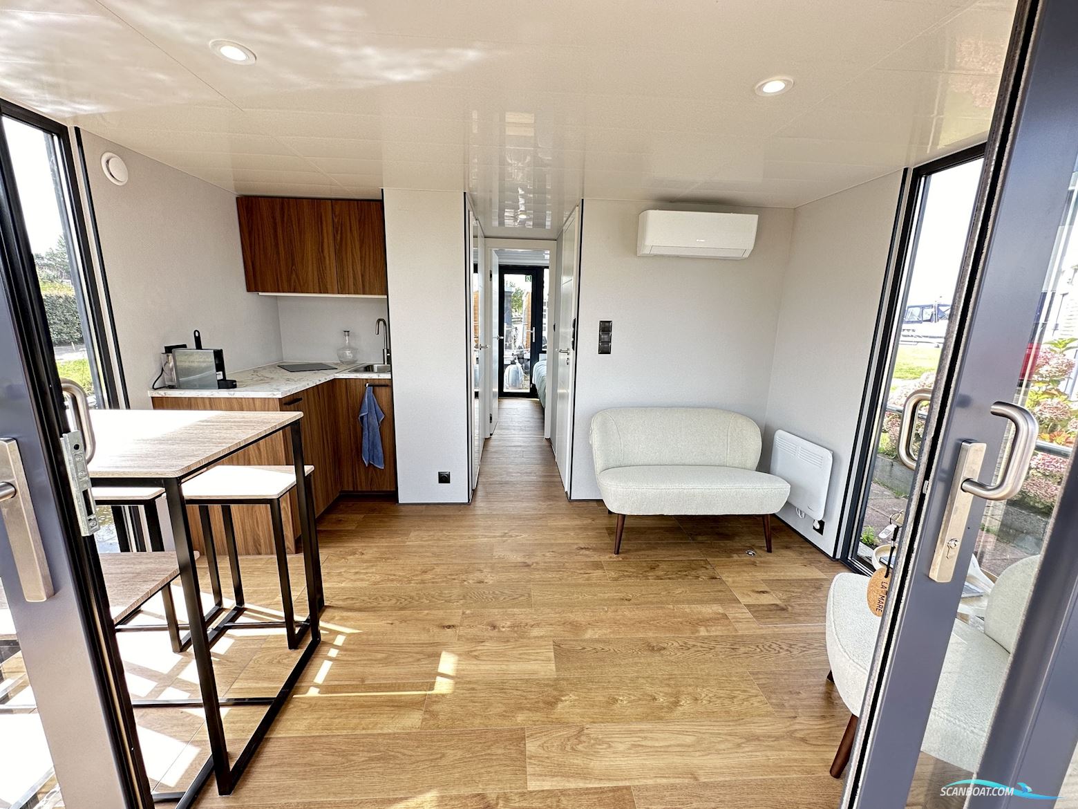 La Mare Houseboat Stb 4.0 (Canalboat 4)