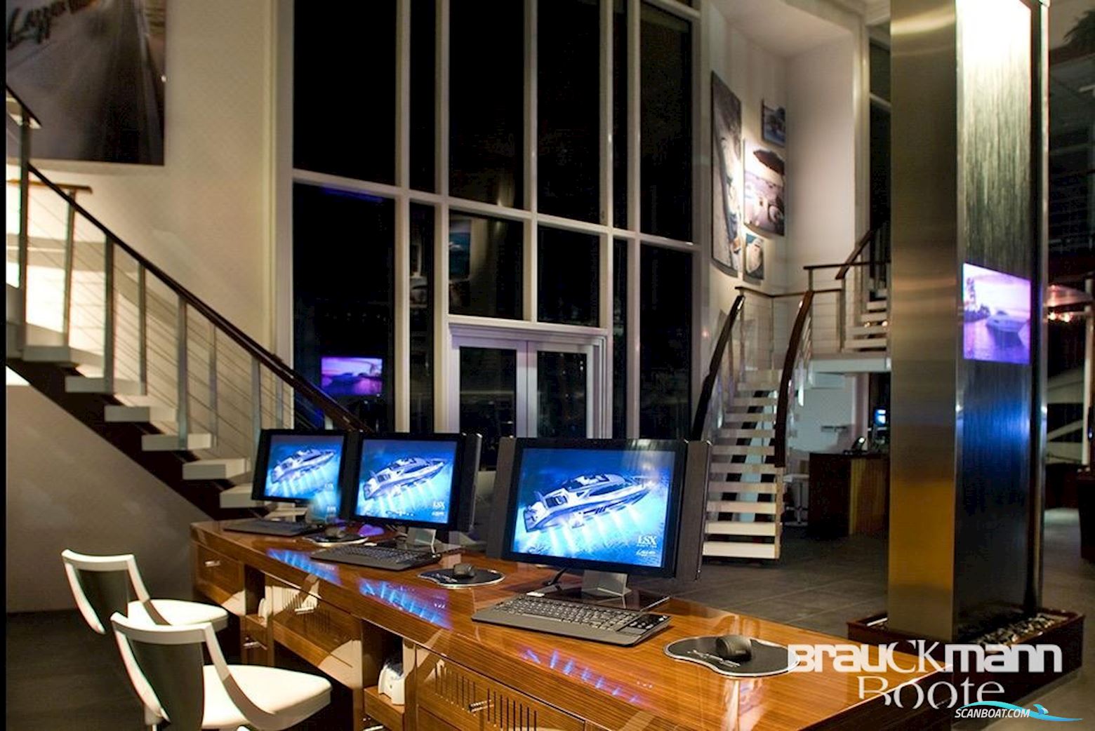 Lazzara Marine Präsentations-Hausboot