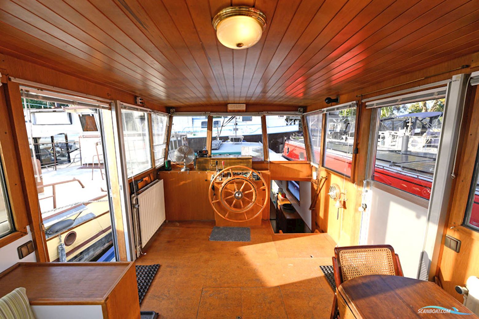 Luxe Motor 21.18 Met Ubc