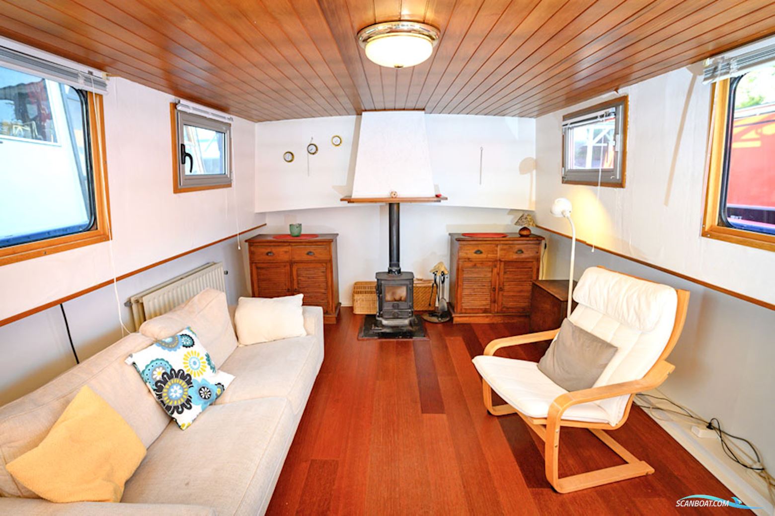 Luxe Motor 21.18 Met Ubc