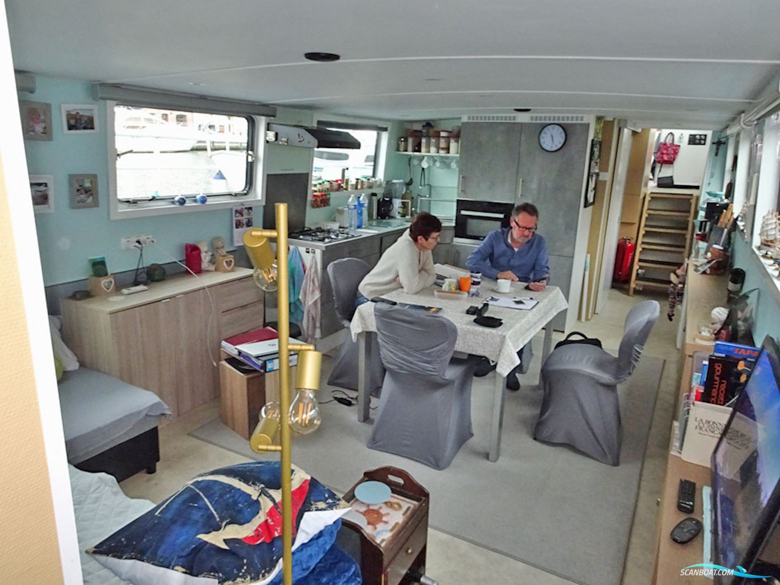 Luxe Motor 26.25 met UBC