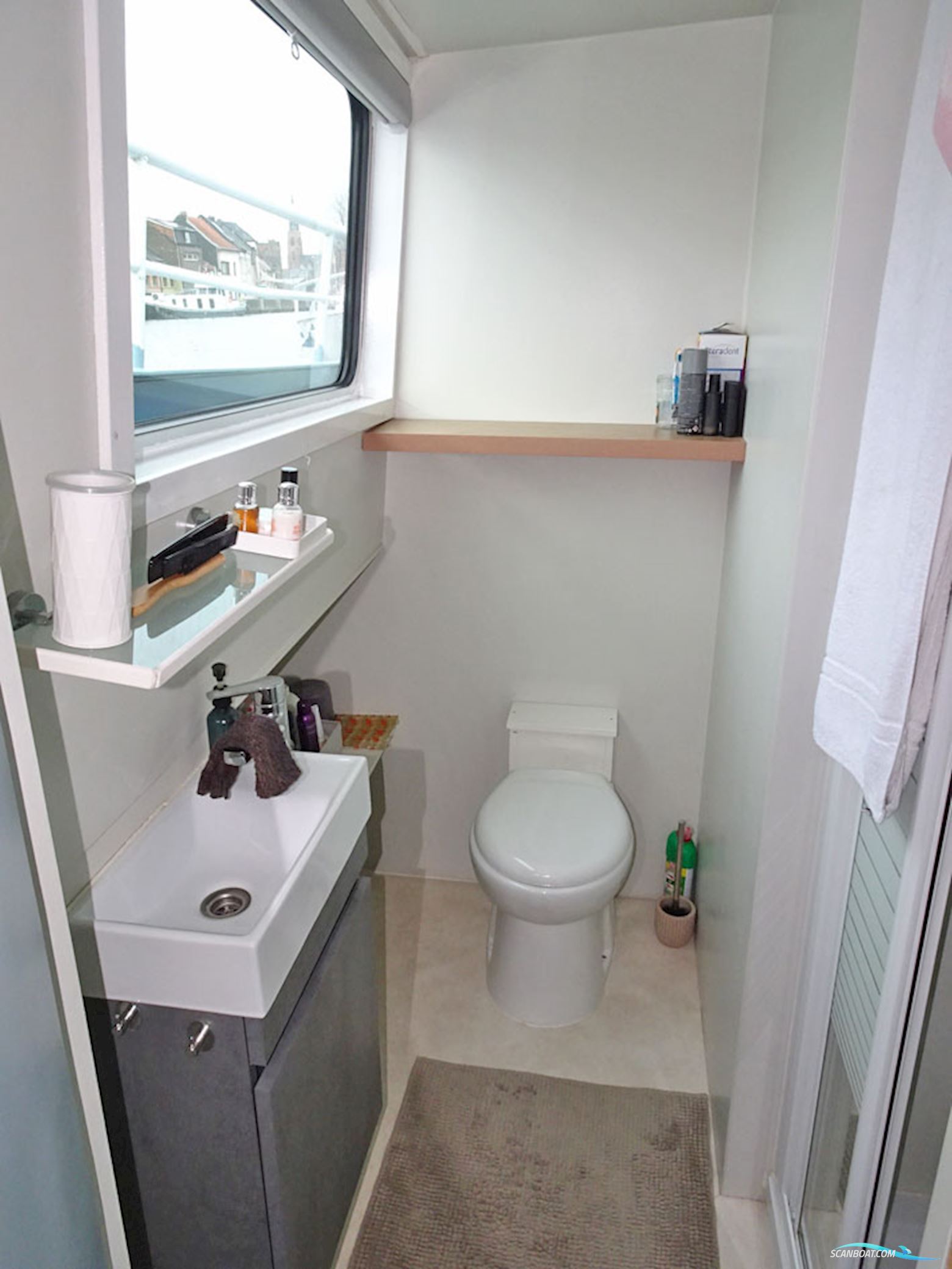 Luxe Motor 26.25 met UBC