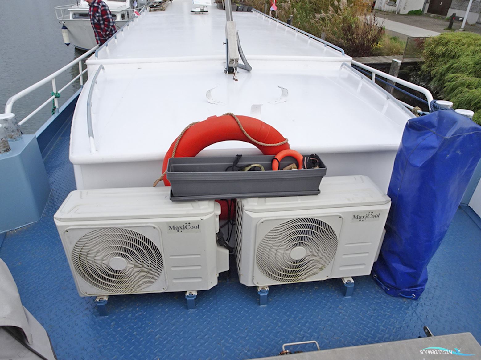 Luxe Motor 26.25 met UBC