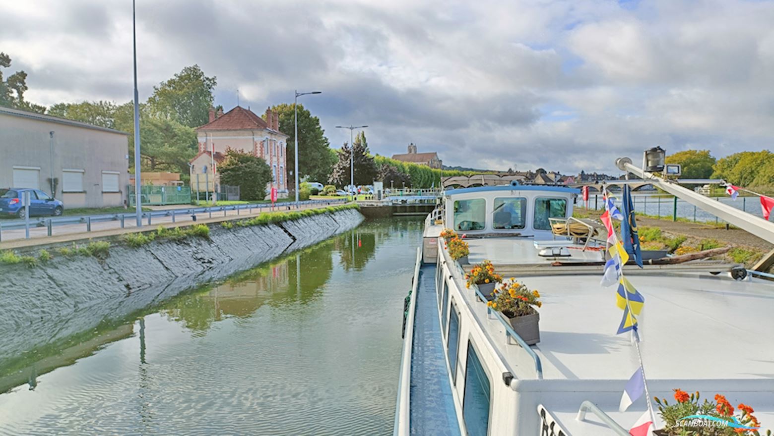 Luxe Motor 26.25 met UBC