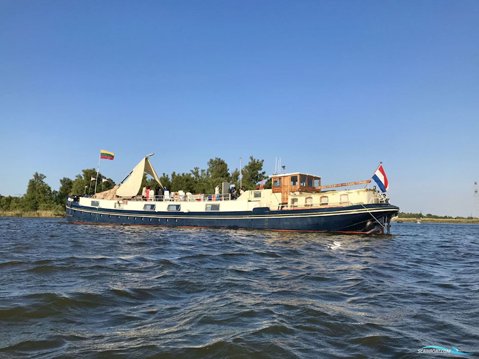 Luxe Motor 36.72, Cbb Rijn