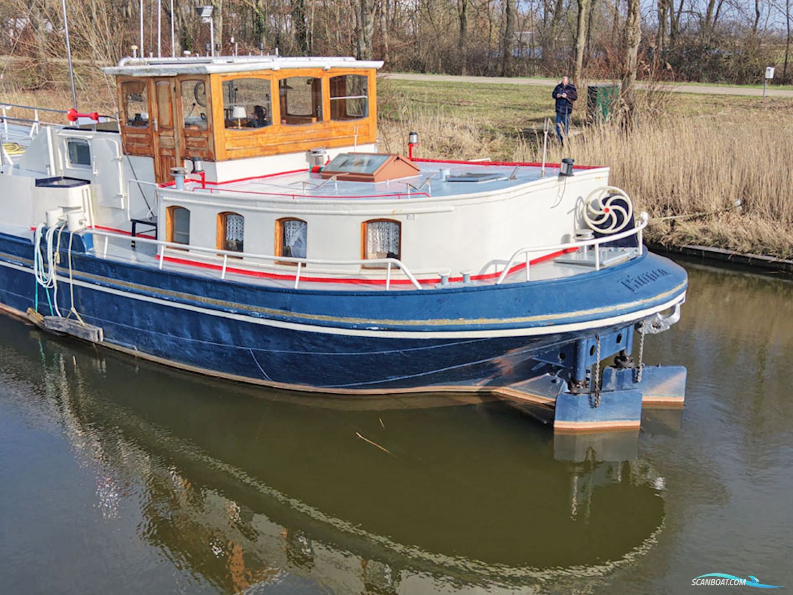 Luxe Motor 36.72, Cbb Rijn