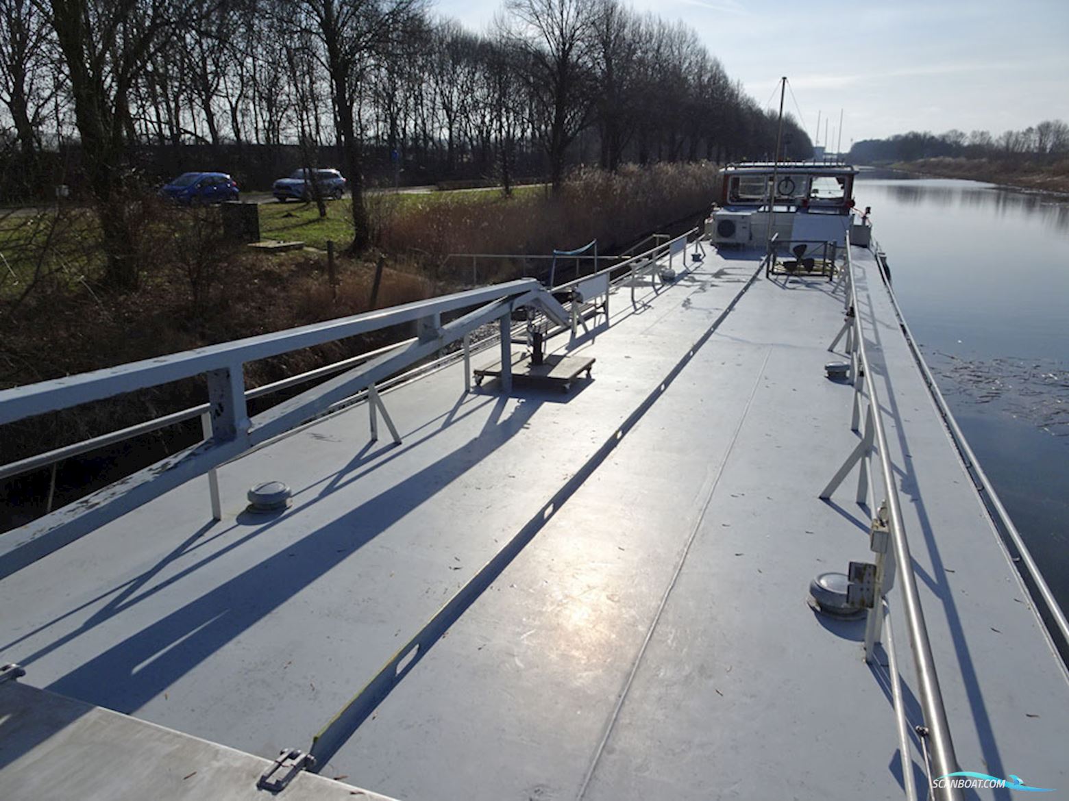 Luxe Motor 36.72, Cbb Rijn