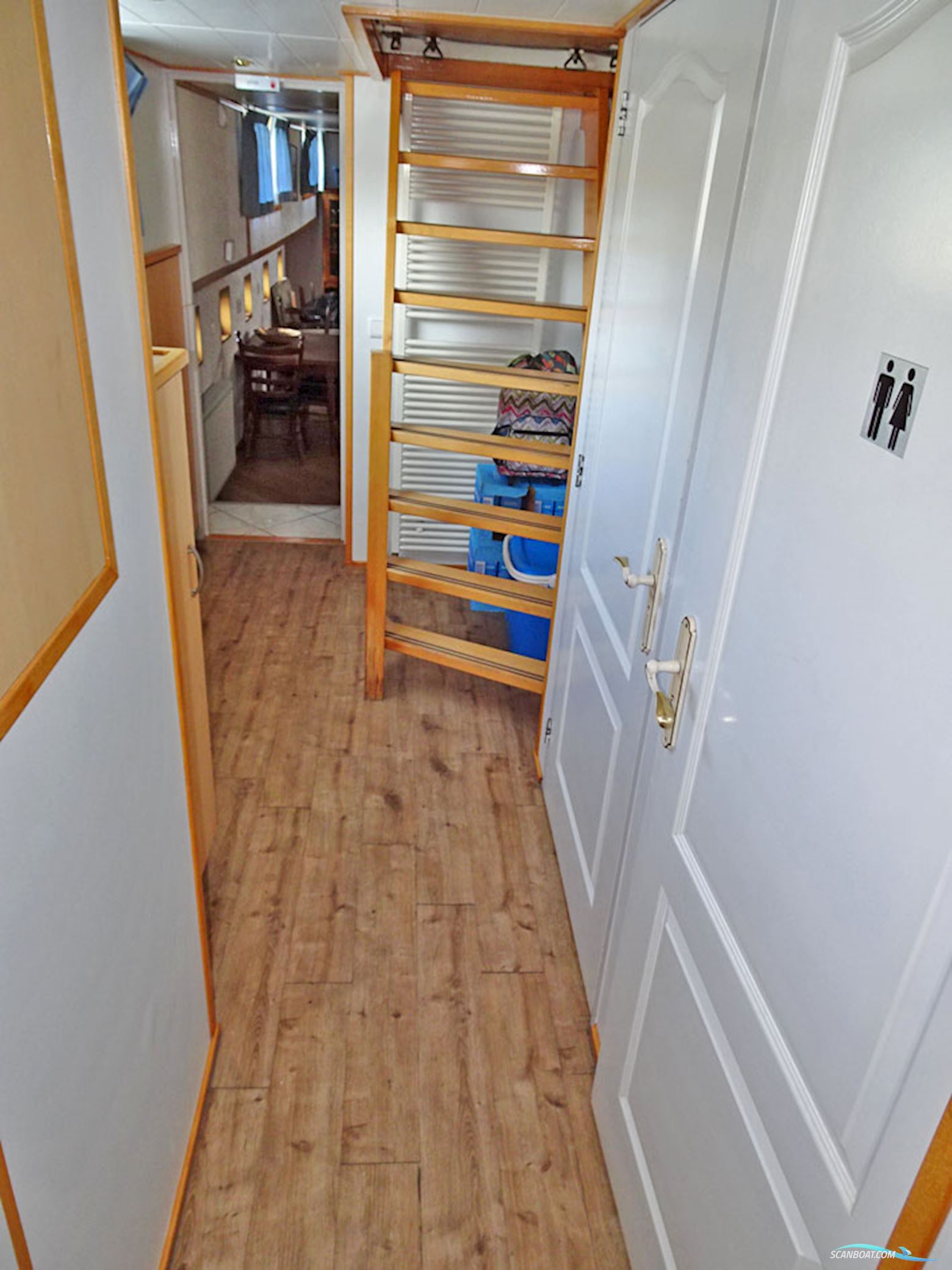 Luxe Motor 36.72, Cbb Rijn