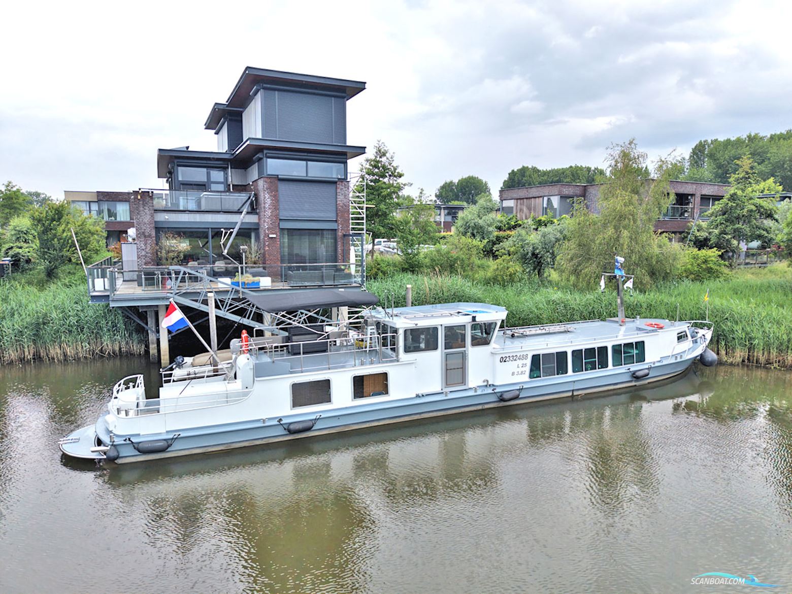 Luxe Varend Woonschip Rijn Gecertificeerd