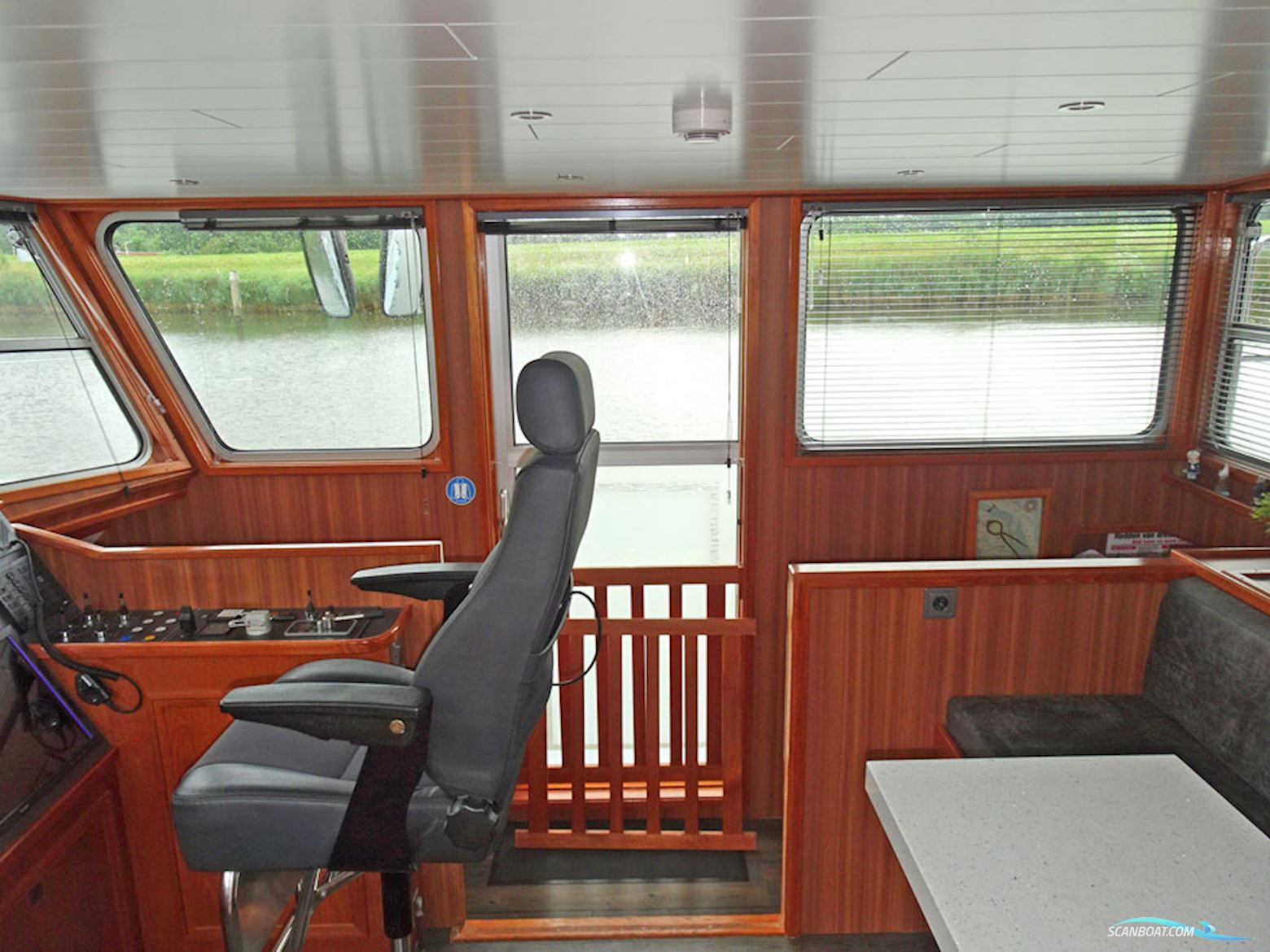 Luxe Varend Woonschip Rijn Gecertificeerd