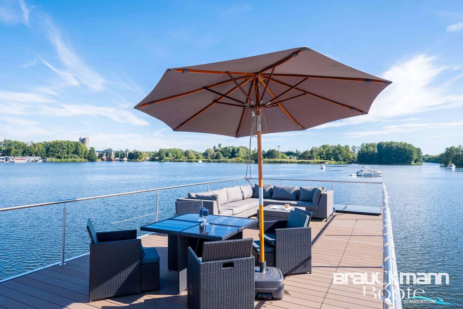 Mein-Hausboot Luxury