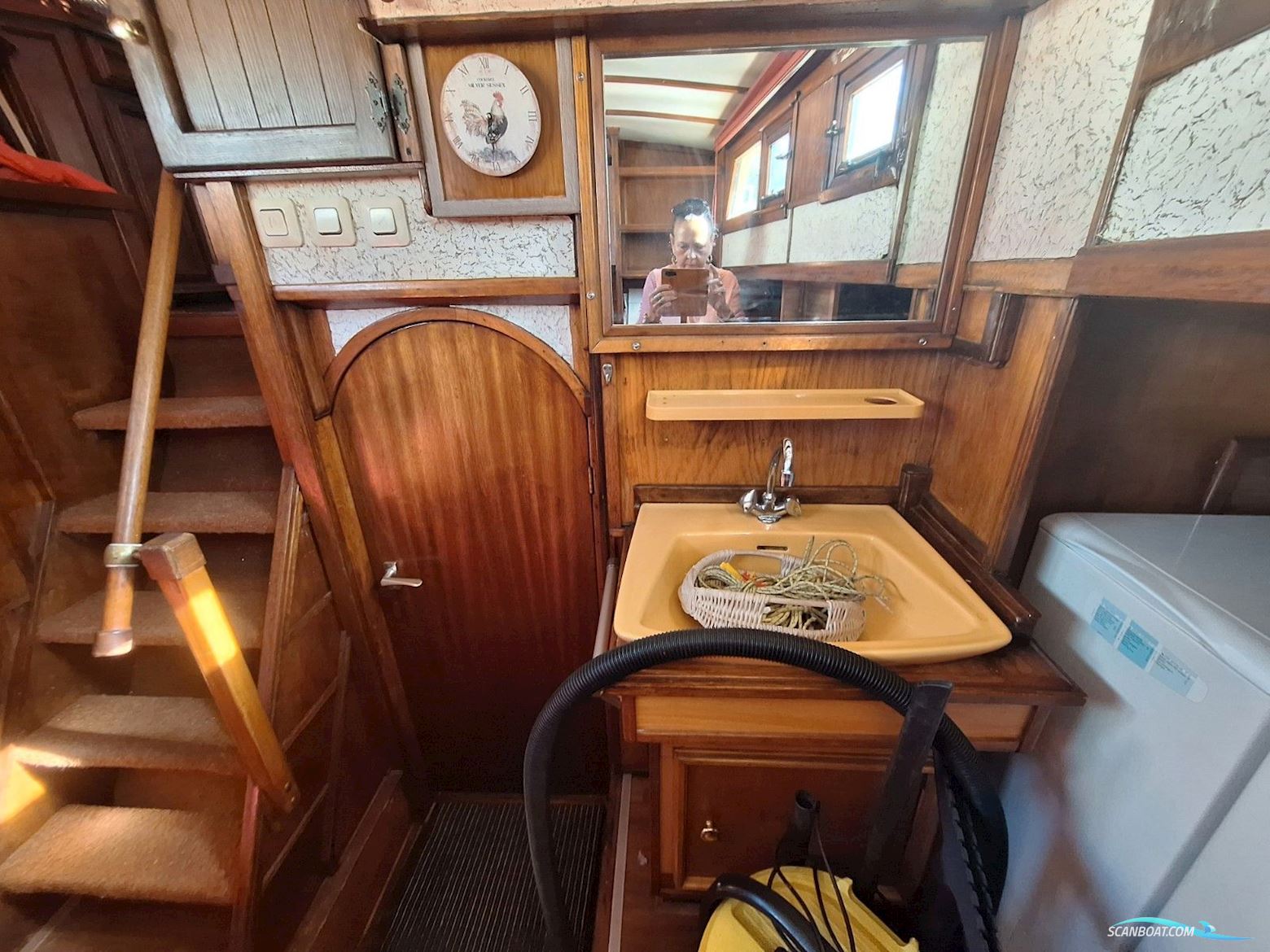 Motorkruiser 1800 AK Zeewaardig Recreatieboot | Woonboot