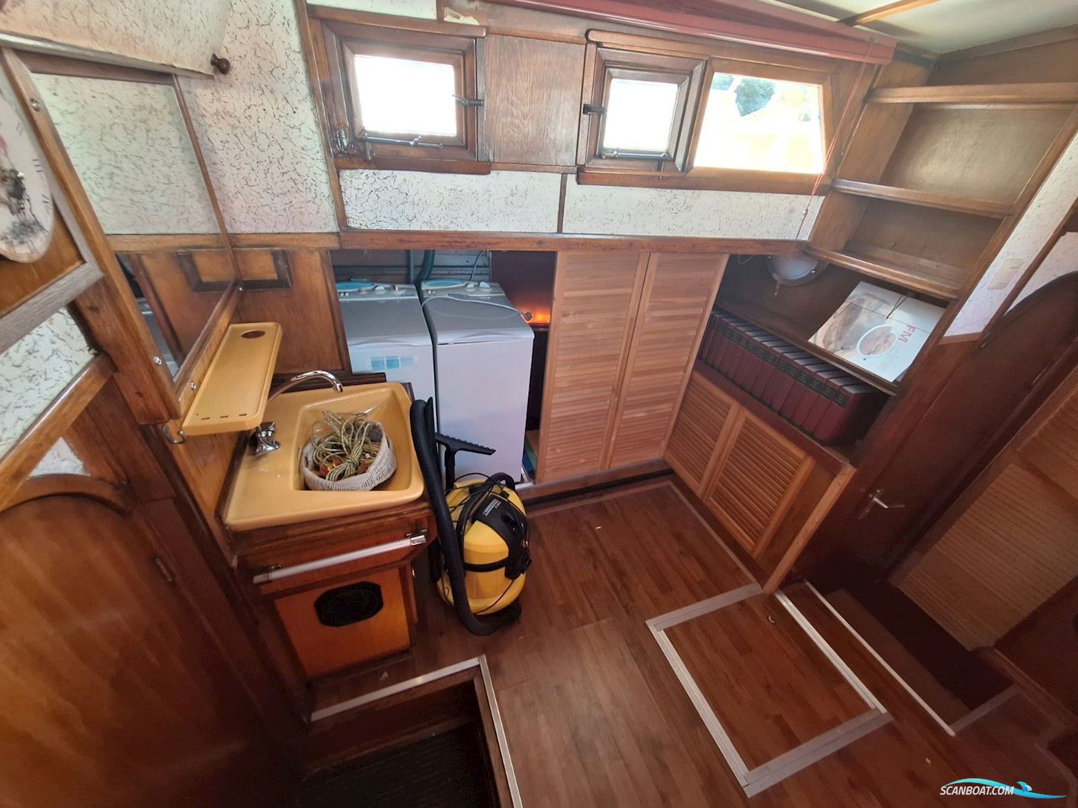 Motorkruiser 1800 AK Zeewaardig Recreatieboot | Woonboot