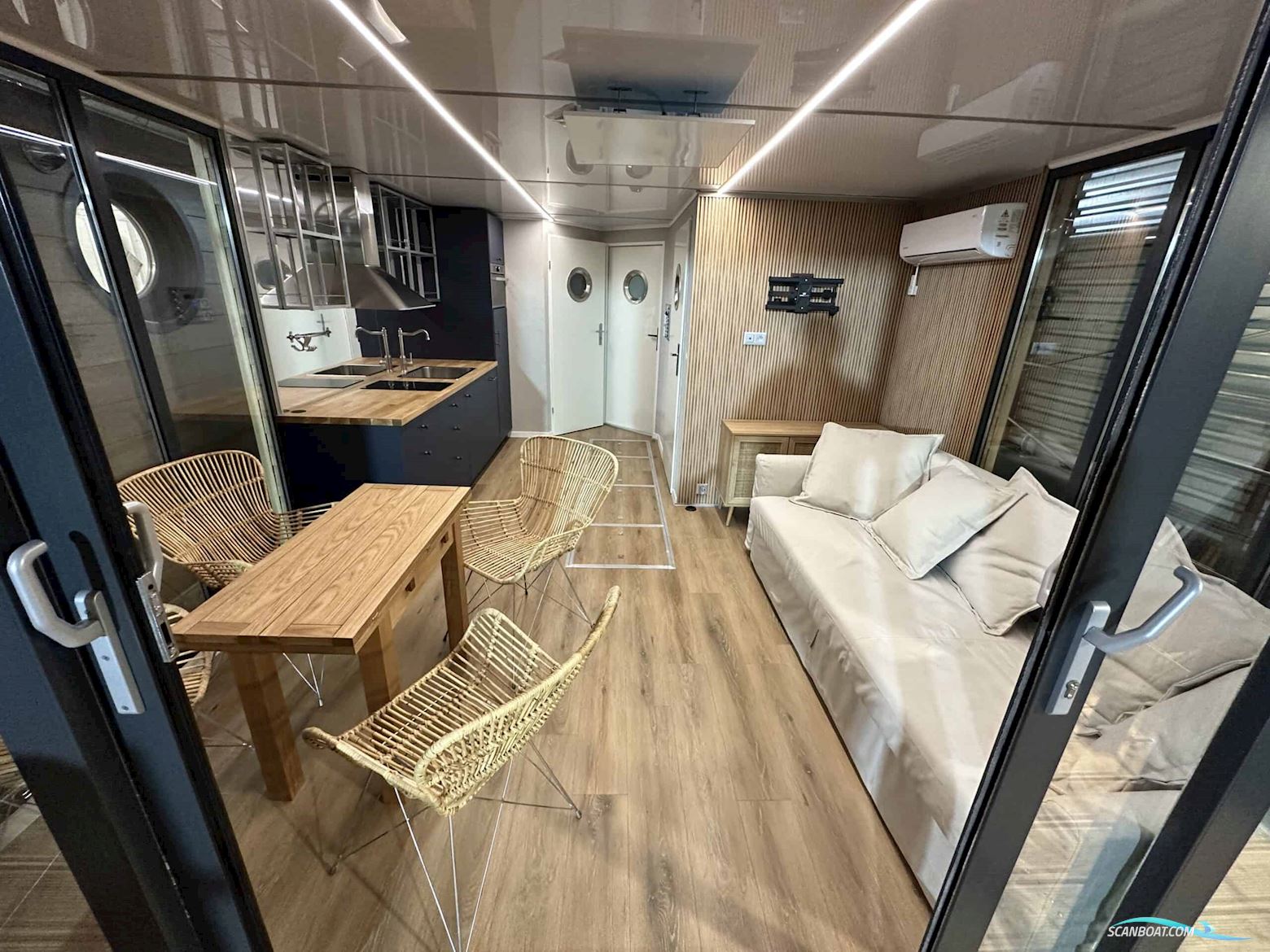 Oriontrade Lakestar 1000