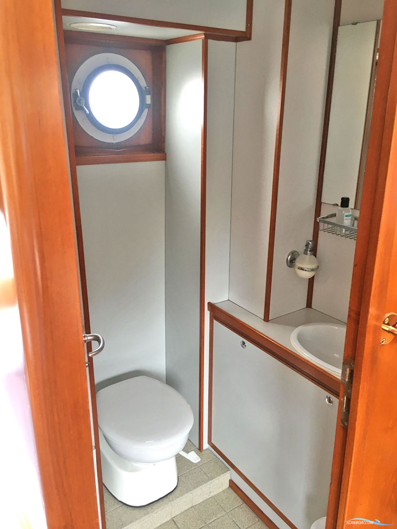 Passagiersschip 30 personen