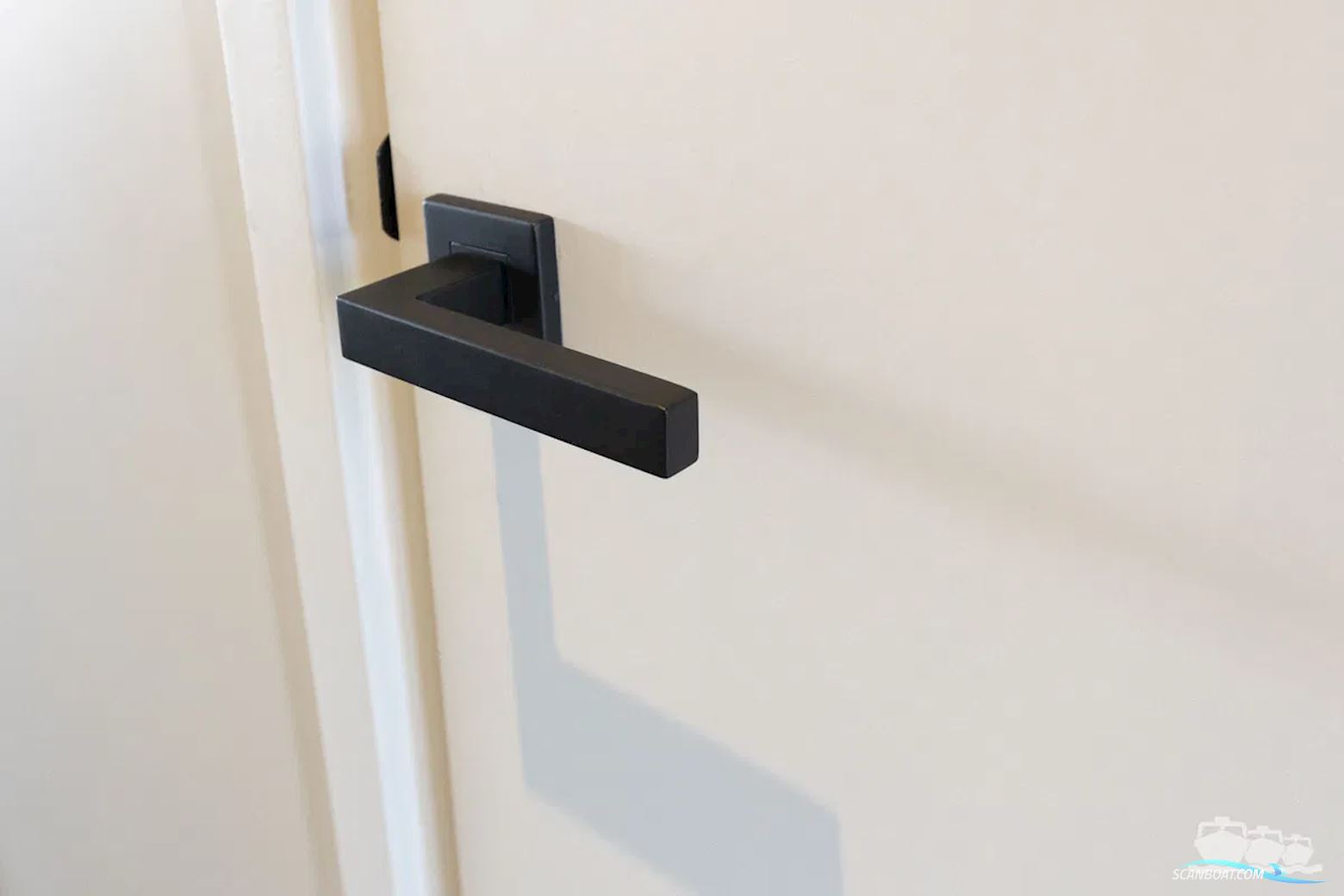 SL Houseboat Marina Den Oever, inclusief ligplaats