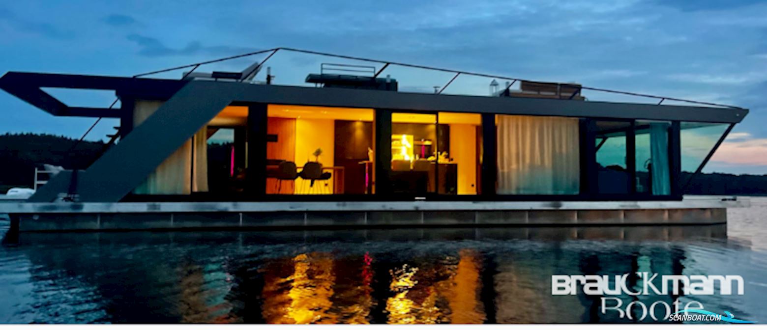 SolarYacht Plaue HBY 140