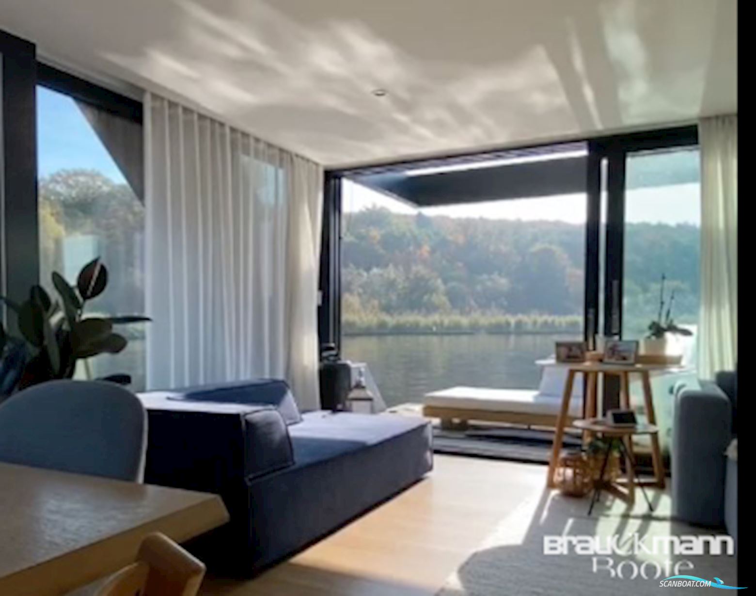 SolarYacht Plaue HBY 140