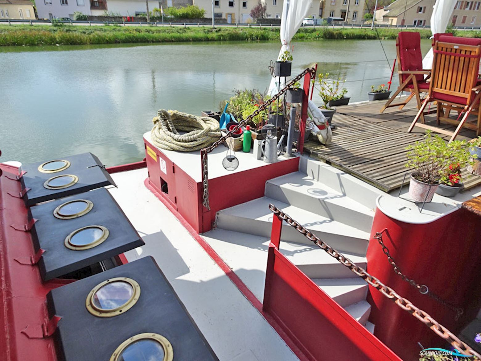 Spits Varend Woonschip 30.53 met UBC