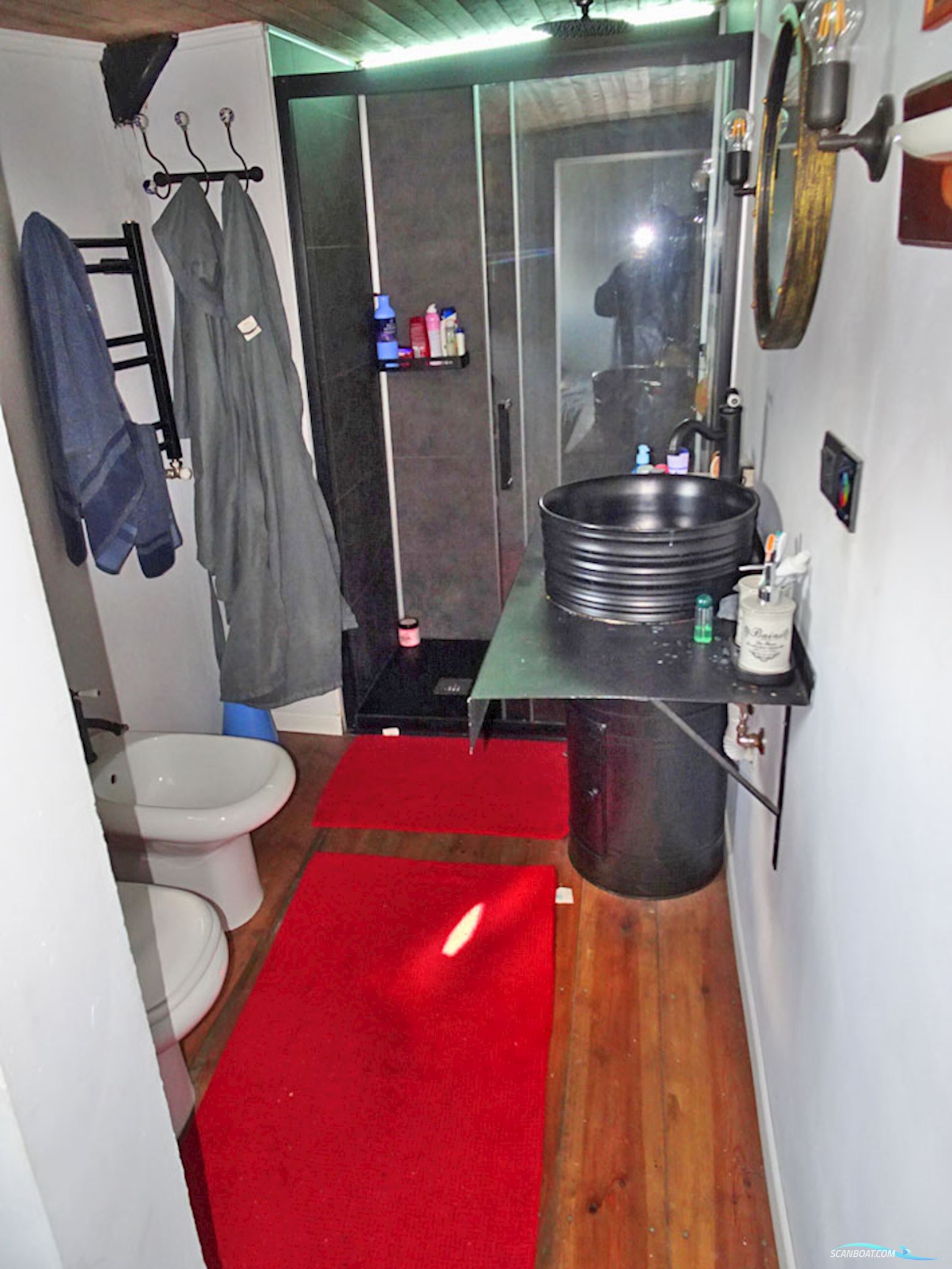 Spits Varend Woonschip 30.53 met UBC