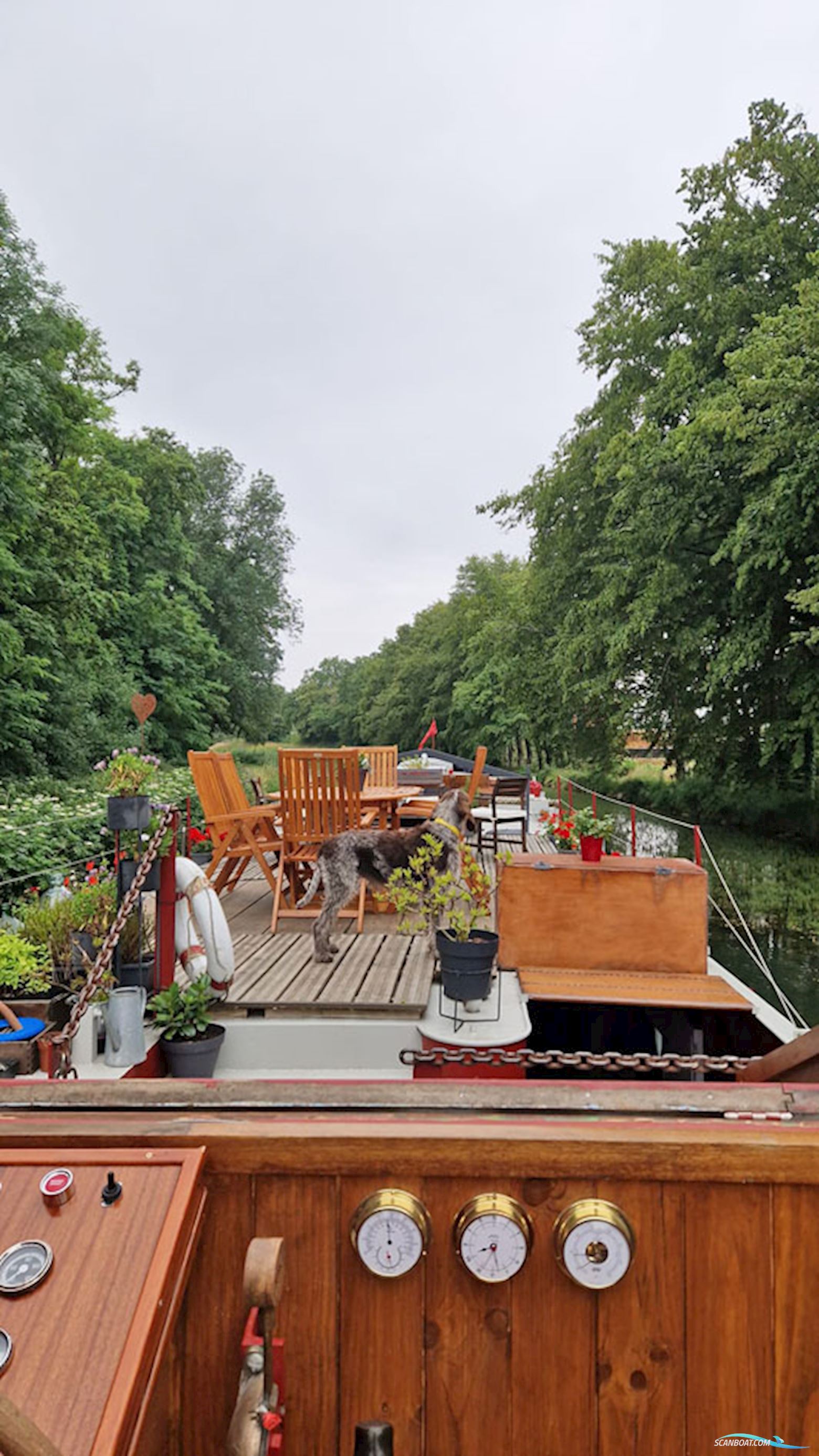 Spits Varend Woonschip 30.53 met UBC