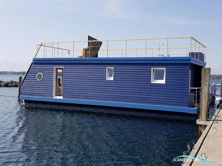 Stern Hausboot Hus- / Bobåd / Flodbåd 2018, Danmark