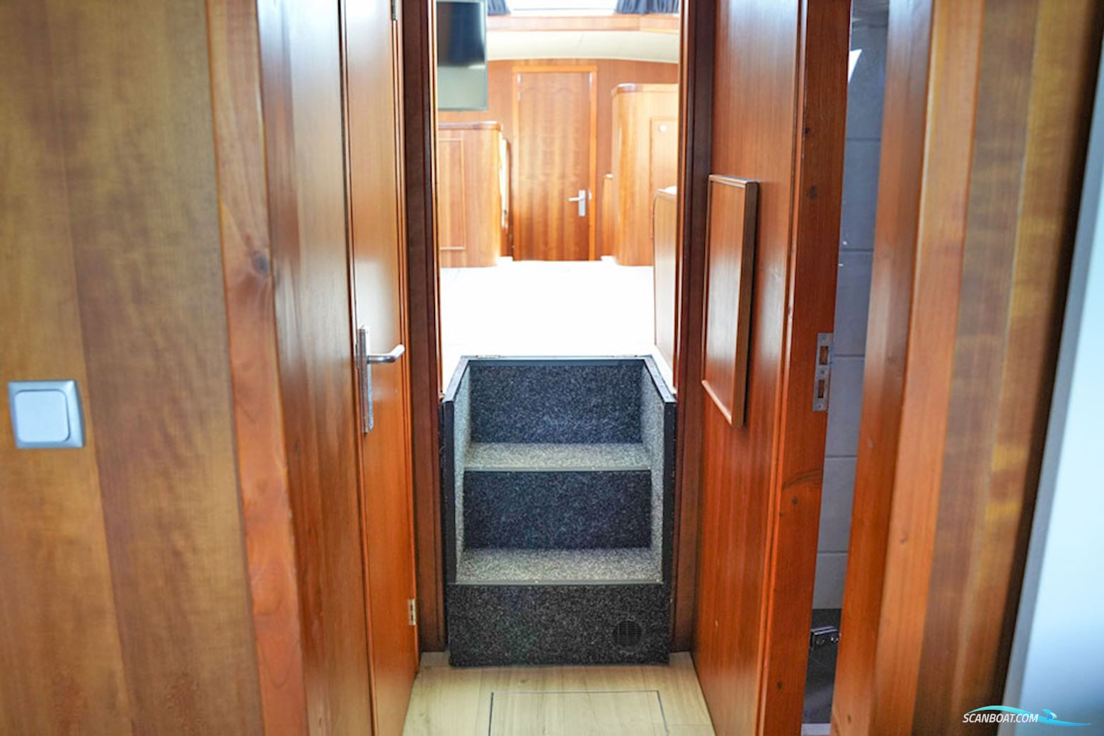 Treffer 1300 AK